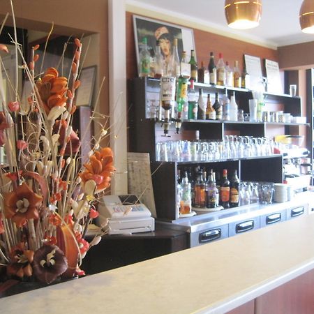 Hotel Restaurant Rive Gauche Bessines-sur-Gartempe Luaran gambar