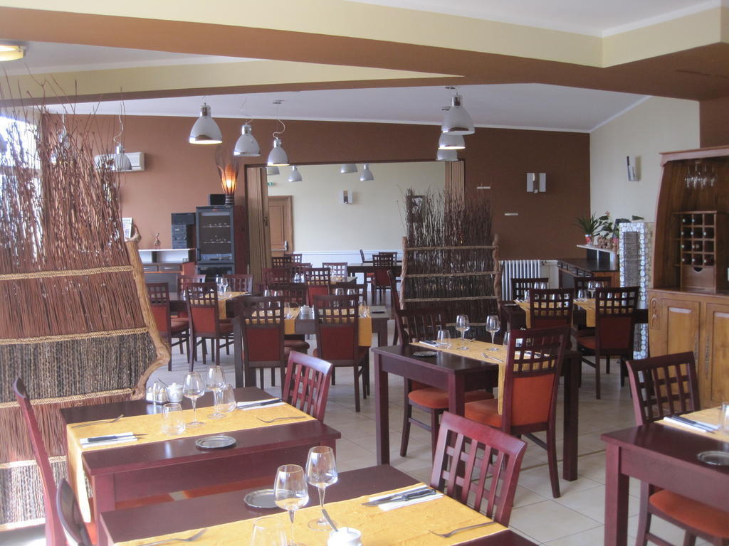 Hotel Restaurant Rive Gauche Bessines-sur-Gartempe Luaran gambar